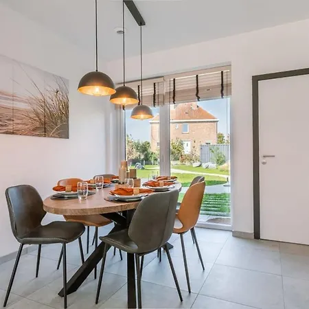 Huswell - Family-friendly House With Sunny Terrace And Garden Holiday home *