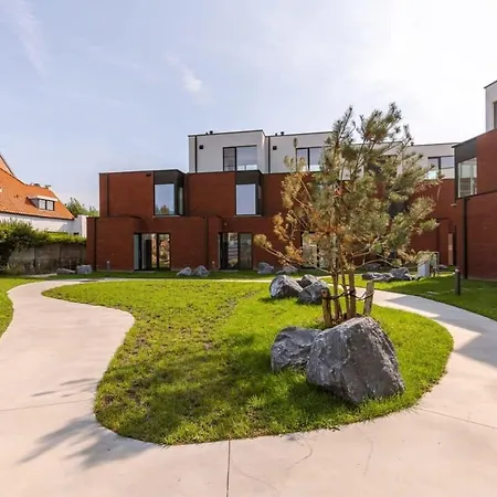 Vakantiehuis Huswell - Family-friendly House With Sunny Terrace And Garden *
