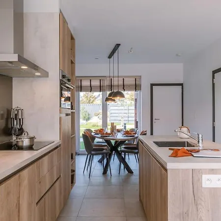 Huswell - Family-friendly House With Sunny Terrace And Garden * Ostend