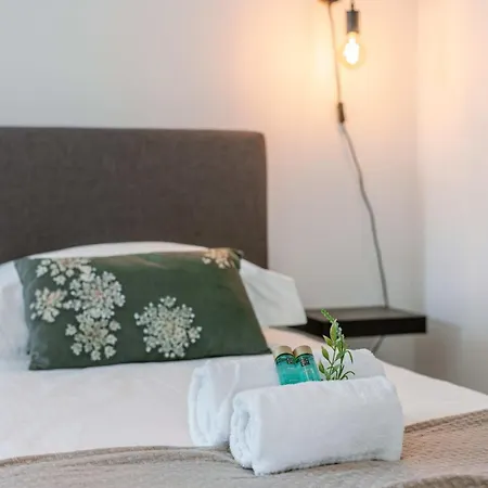 Huswell - Family-friendly House With Sunny Terrace And Garden * Ostend